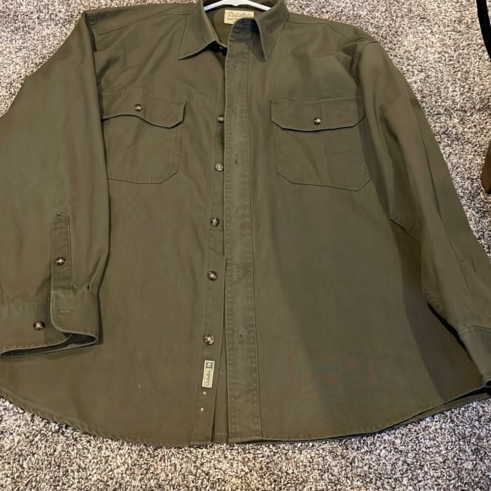 Rugged Cabela’s large olive green shirt